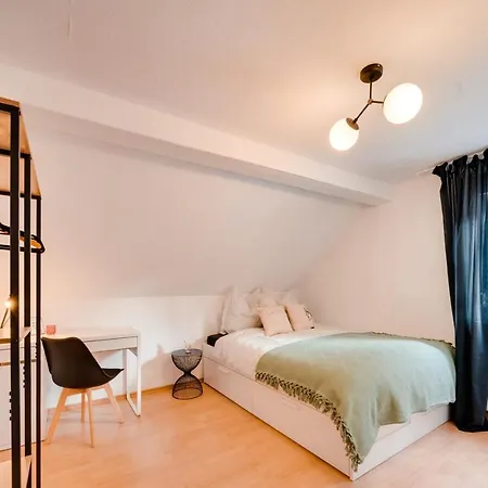 Lexapartments Wasen Toplage 75-96qm * Stuttgart