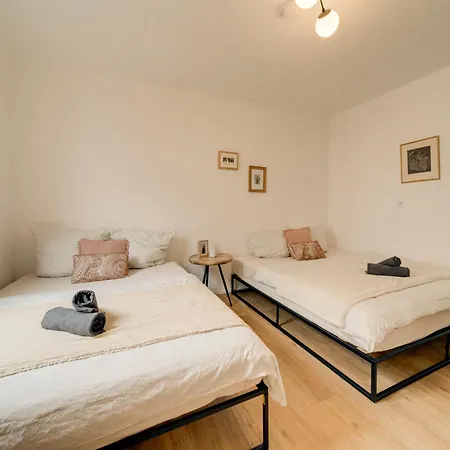 Lexapartments Wasen Toplage 75-96qm Lägenhet *