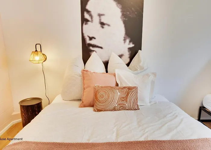 Apartment Lexapartments Wasen Toplage 75-96qm